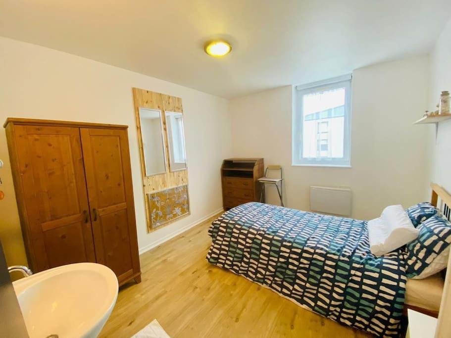 Appartement Renove Et Lumineux. Calais Extérieur photo