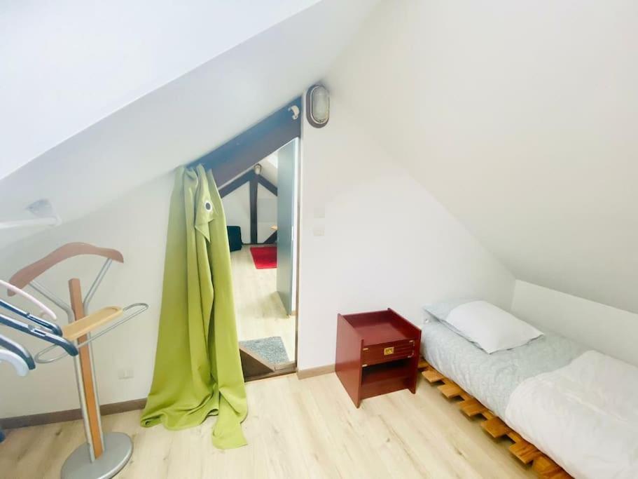 Appartement Renove Et Lumineux. Calais Extérieur photo