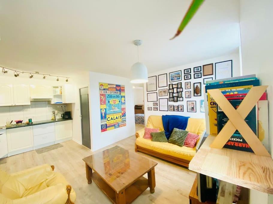 Appartement Renove Et Lumineux. Calais Extérieur photo